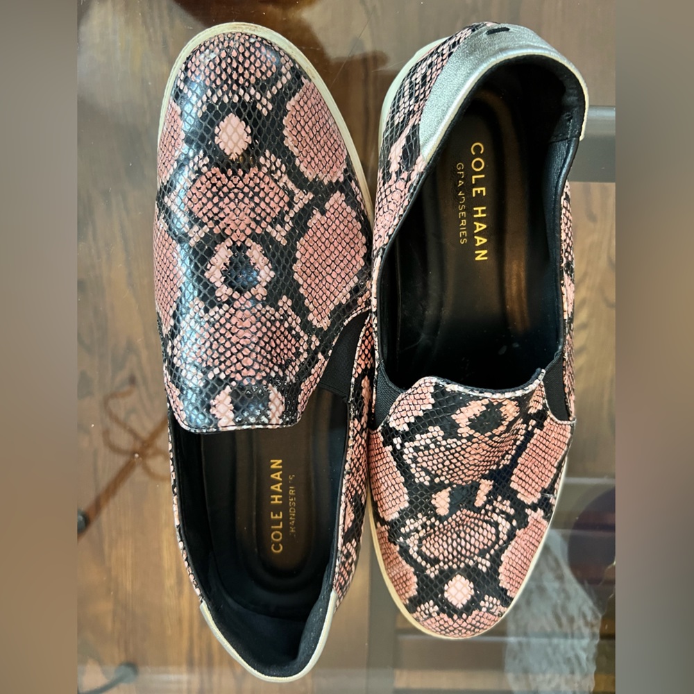 Cole Haan Pink Black Snakeskin Print Slip On Loafers Shoes Women's 9 1/2 B